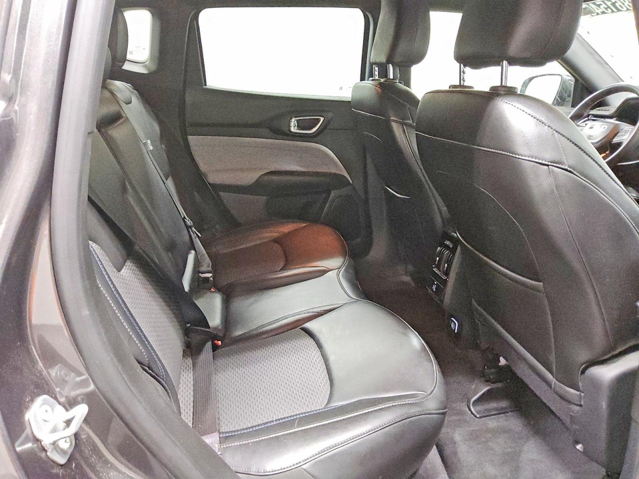 Jeep Compass Latitude