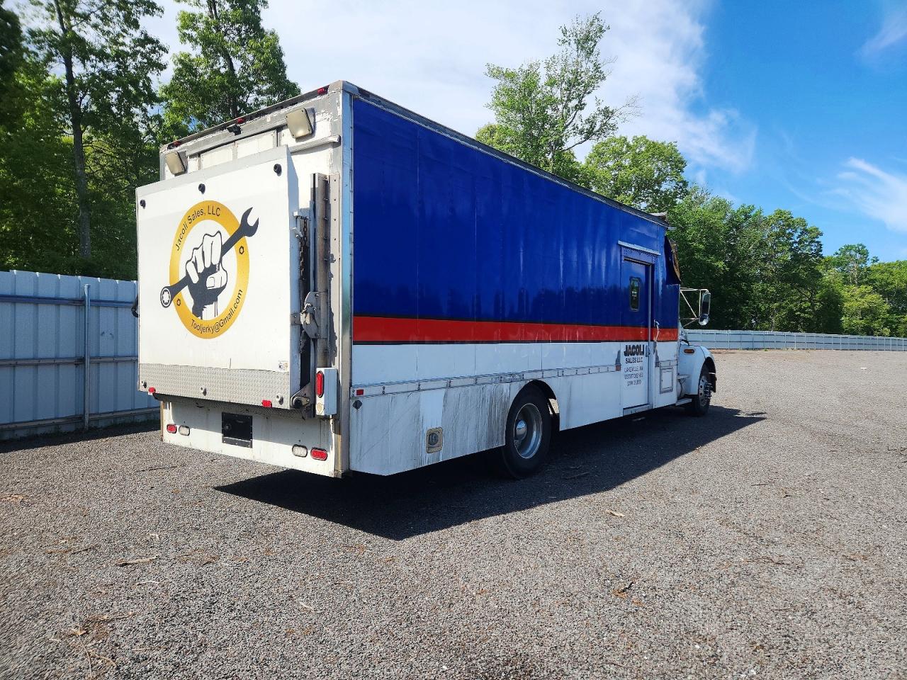 Kenworth T300 T300