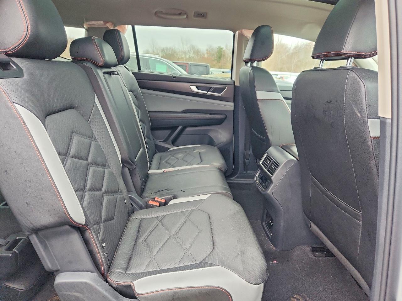 Volkswagen Atlas Peak Edition Se