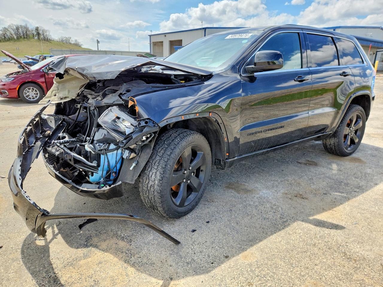 Salvage Jeep Cherokee Image
