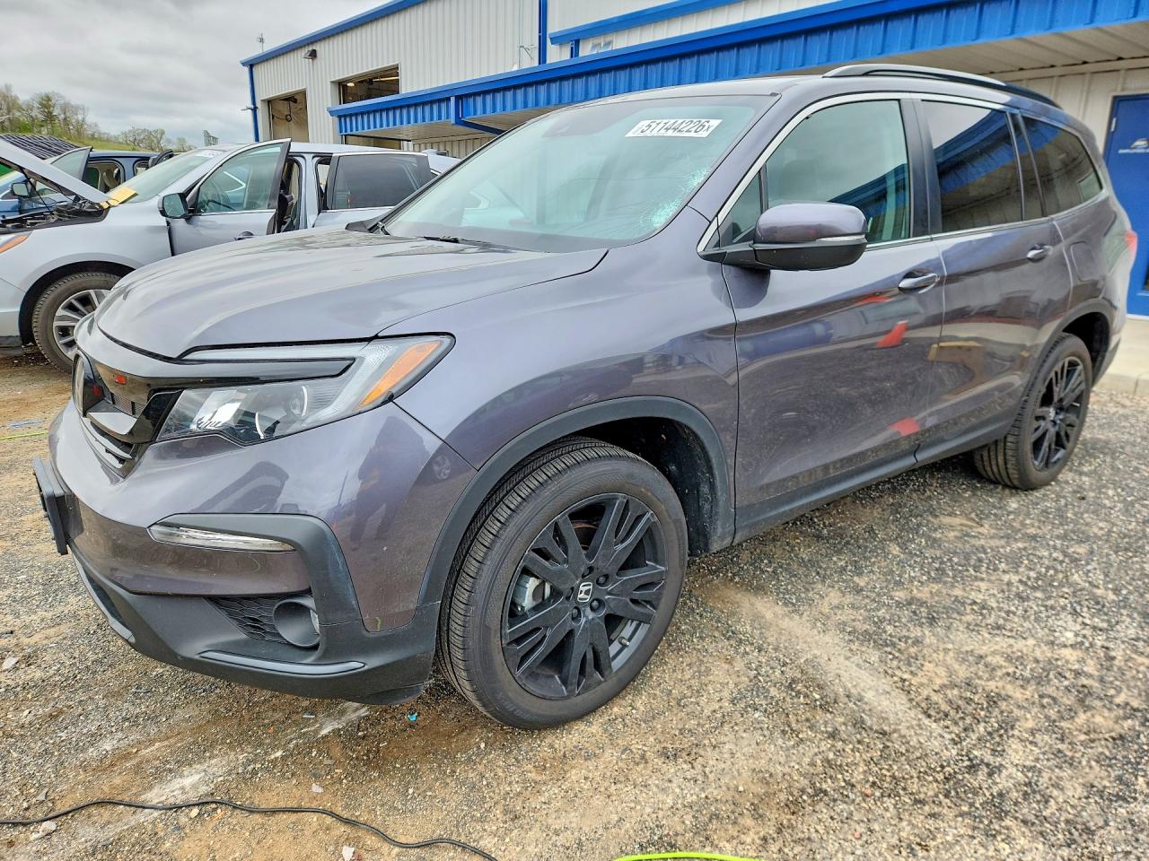 Salvage Honda Pilot Image