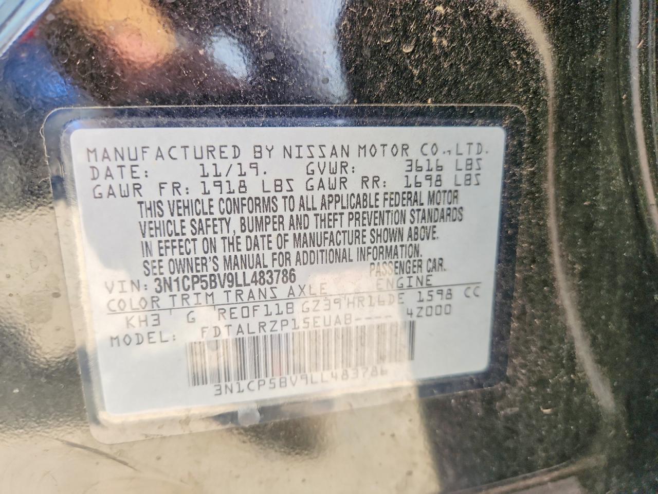Nissan Kicks S