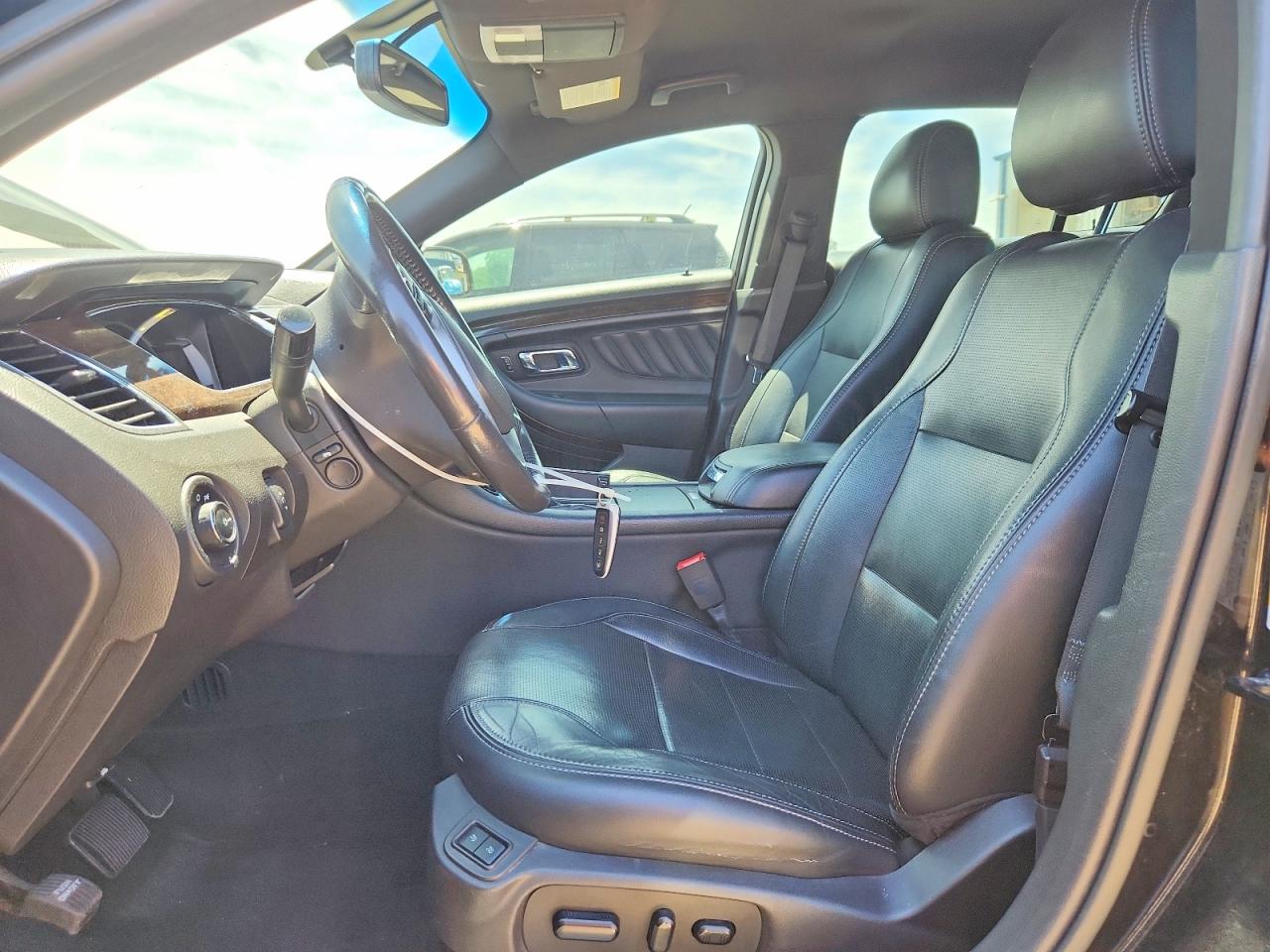 Ford Taurus Limited