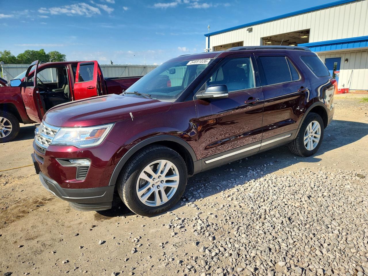 Salvage Ford Explorer Image