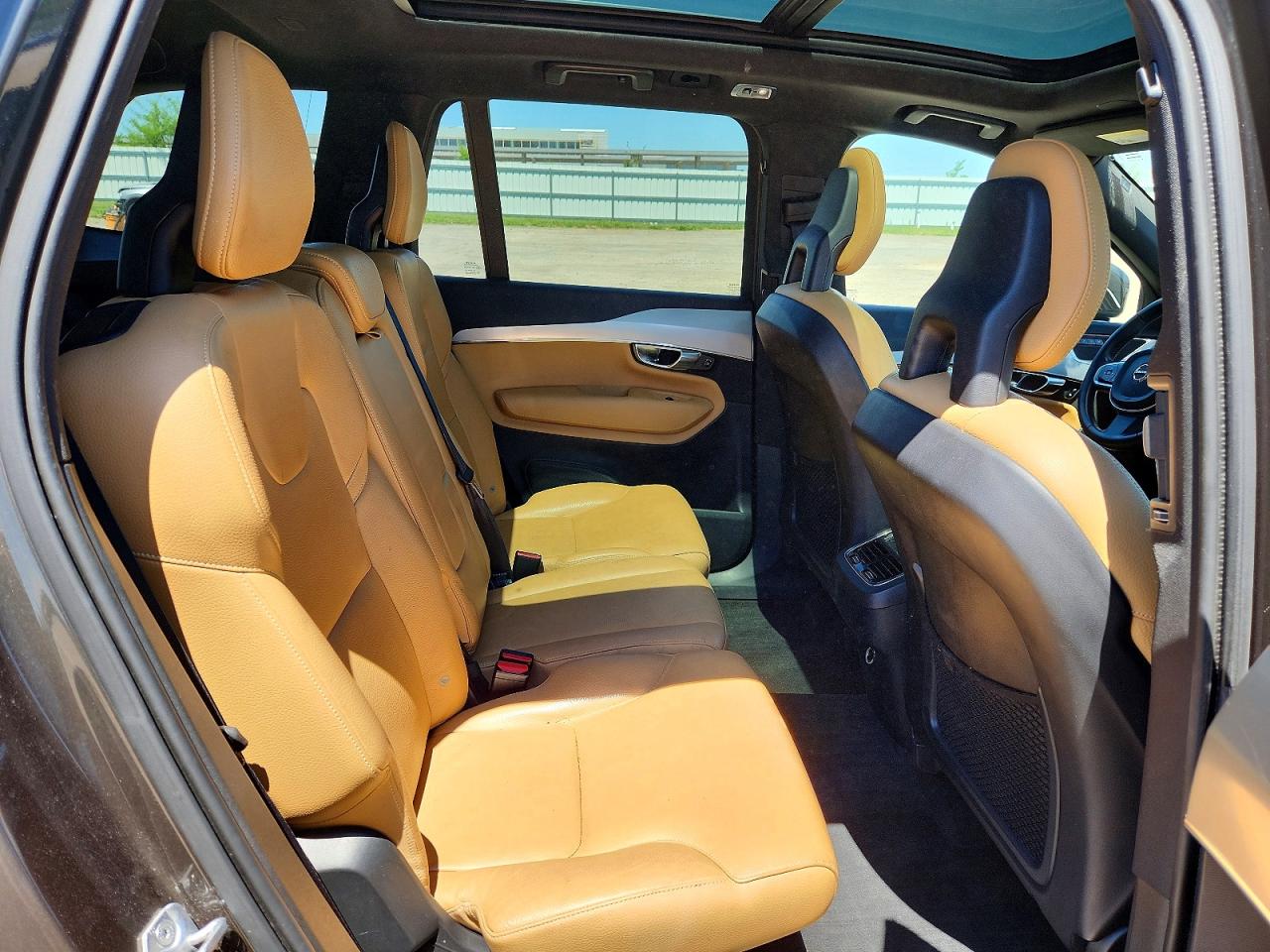 Volvo XC90 T6