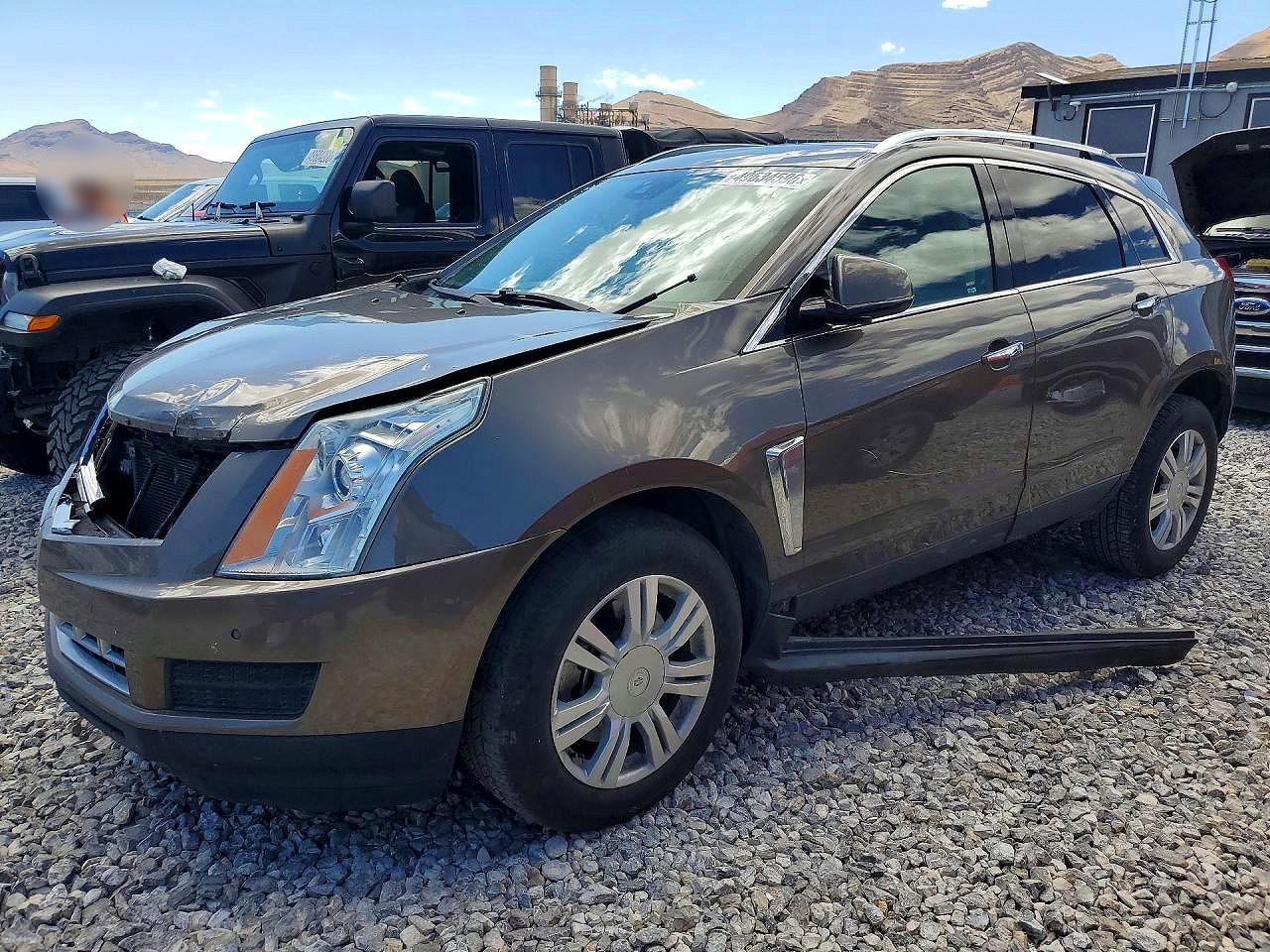 Salvage Cadillac SRX Image