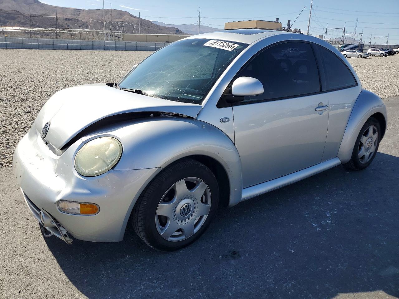 Salvage Volkswagen Beetle Image