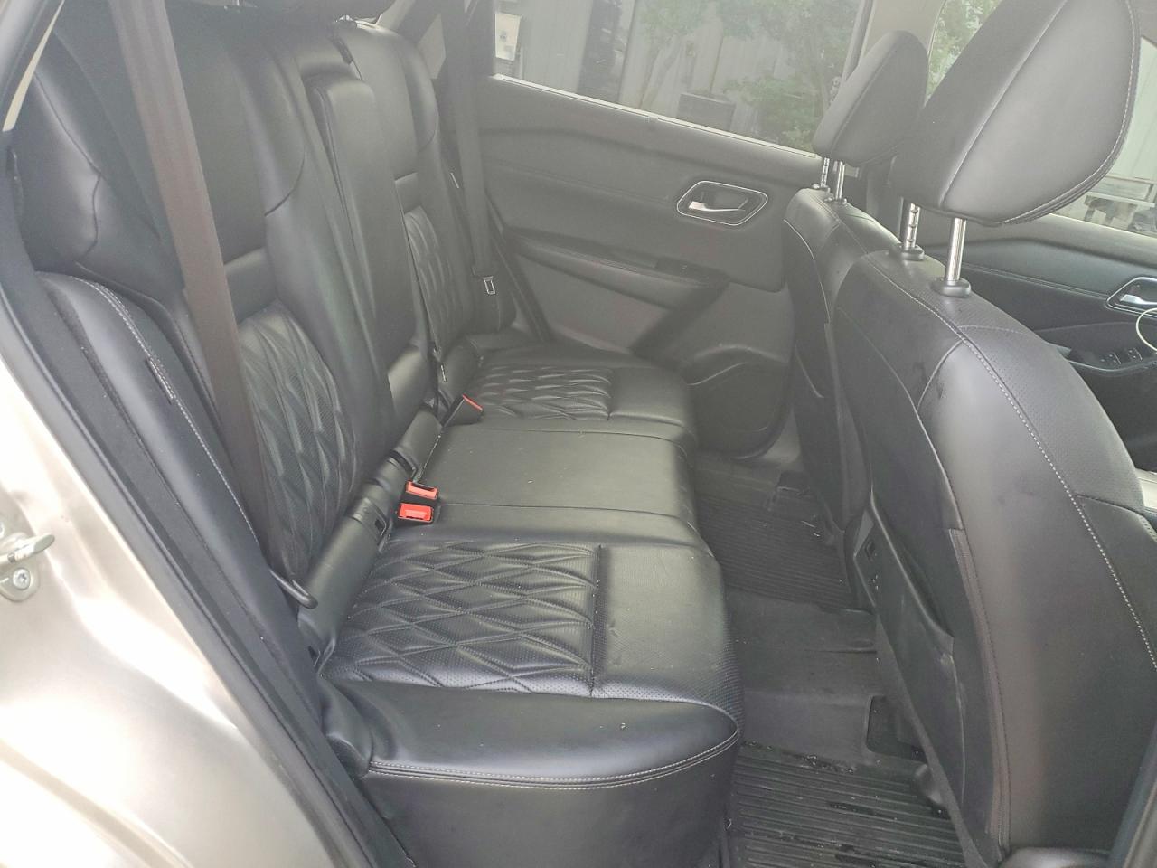 Nissan Rogue Platinum