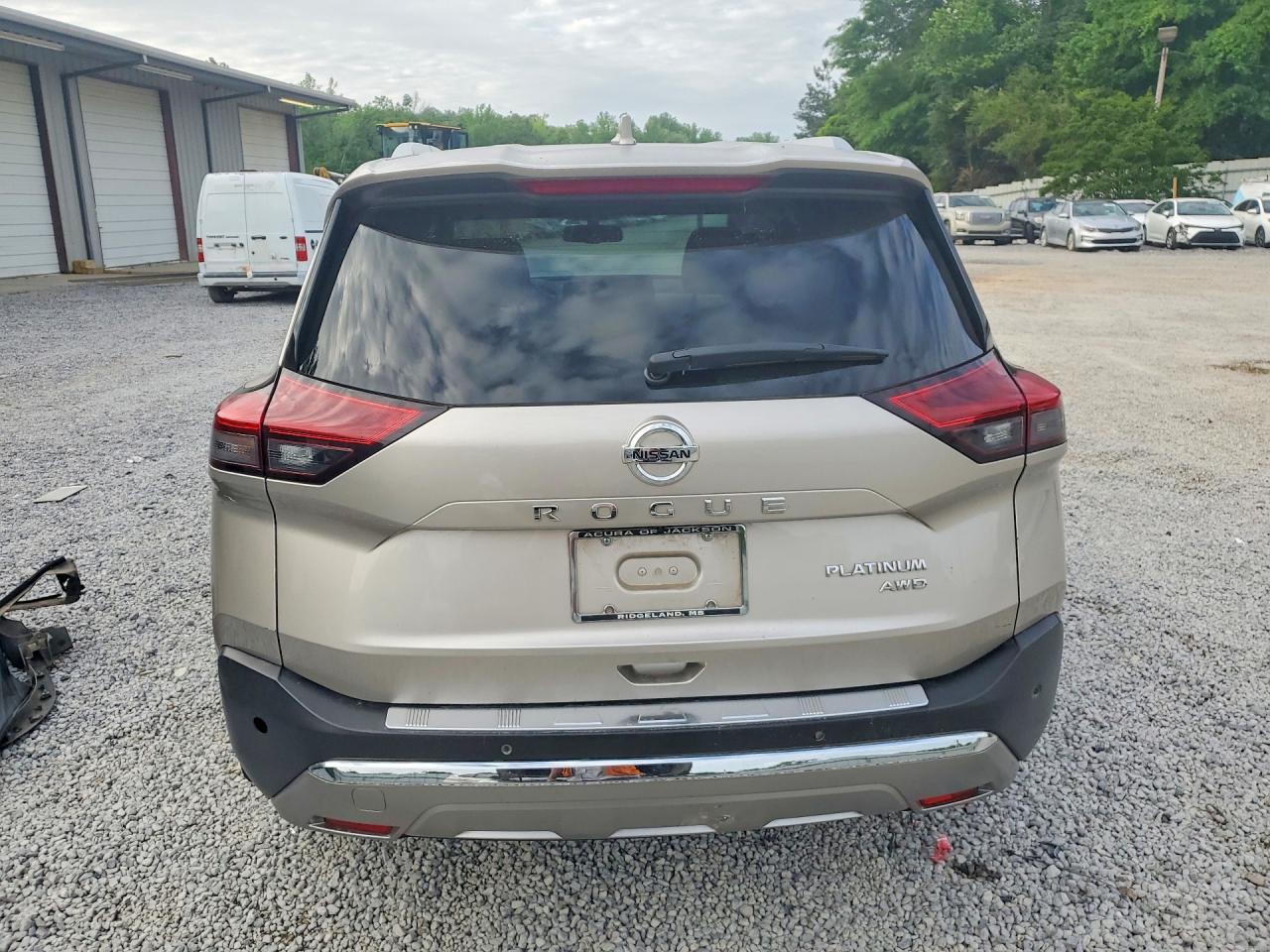 Nissan Rogue Platinum