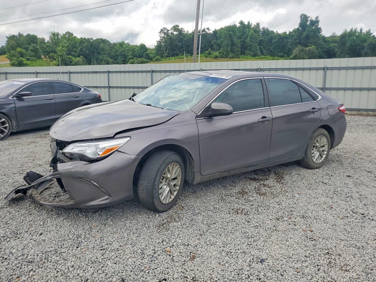 Salvage Toyota Camry Image