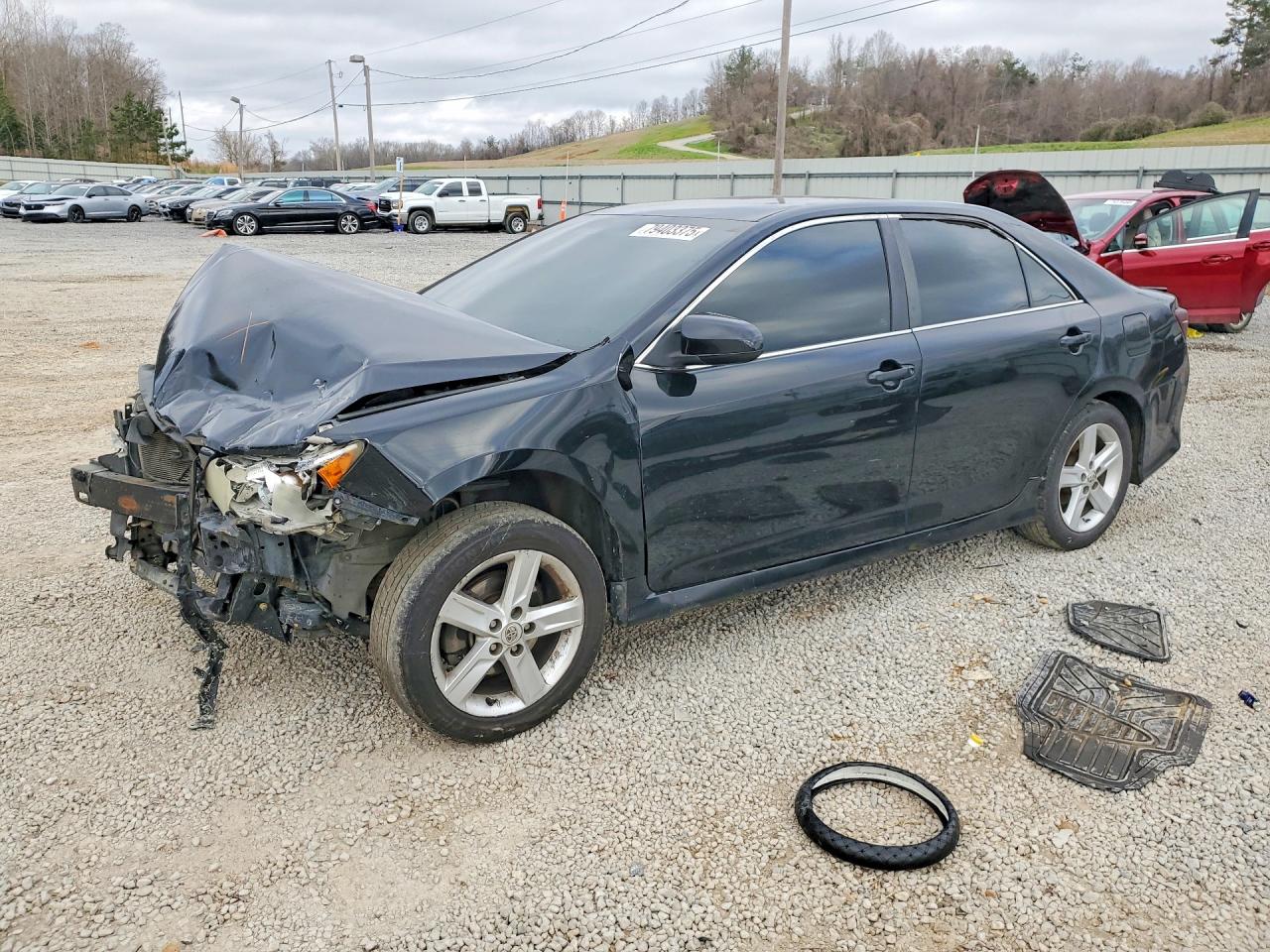 Salvage Toyota Camry Image