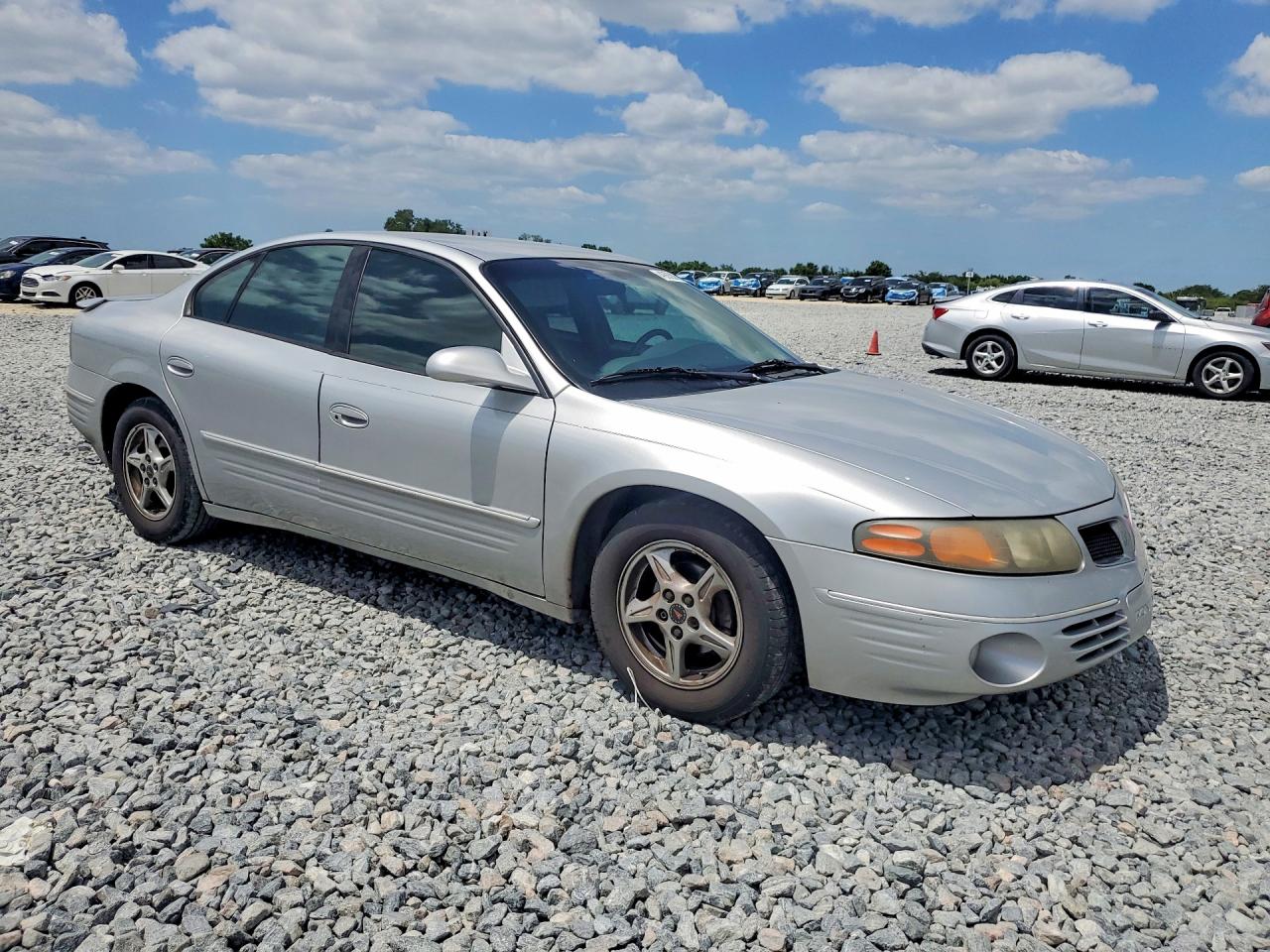 Pontiac Bonneville Se