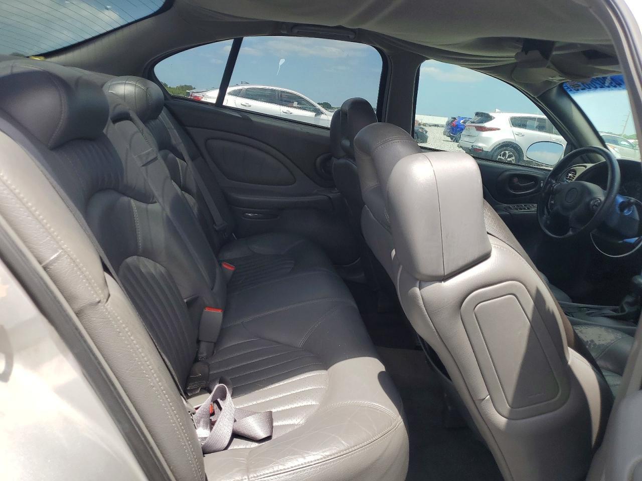 Pontiac Bonneville Se