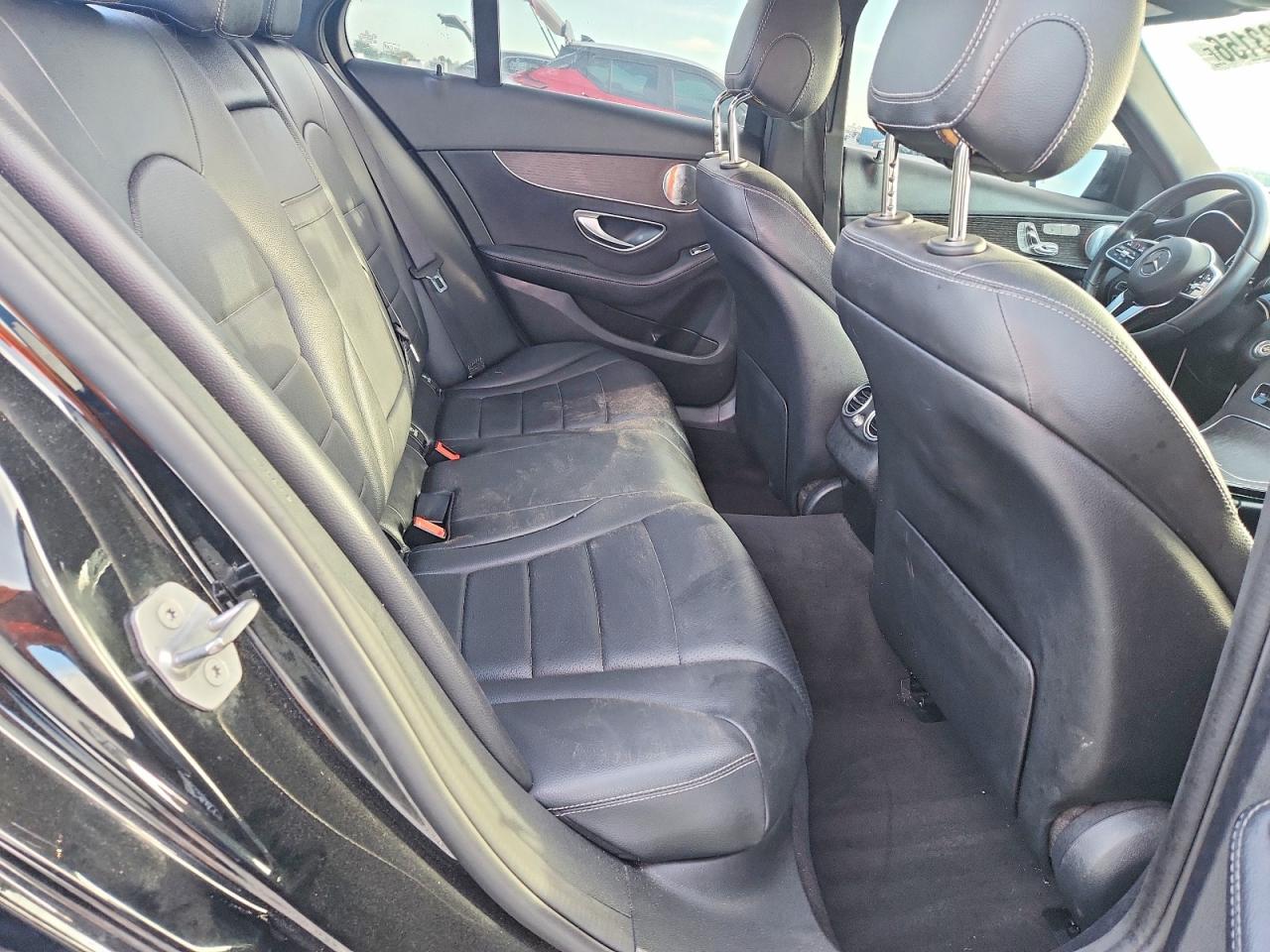 Mercedes-Benz C-Class 300