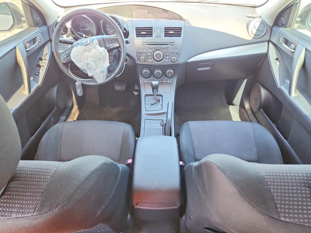 Mazda 3 I