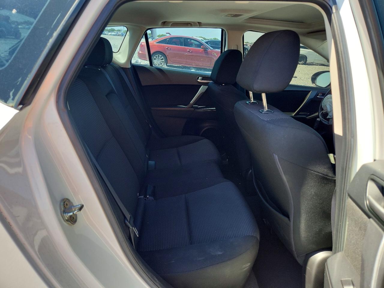 Mazda 3 I