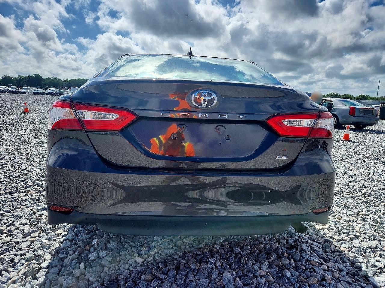 Toyota Camry Le