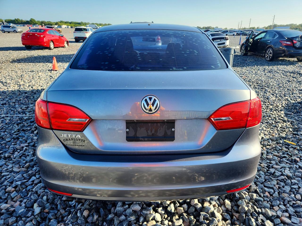 Volkswagen Jetta Base