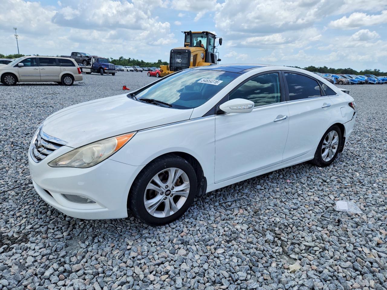 Salvage Hyundai SONATA Image