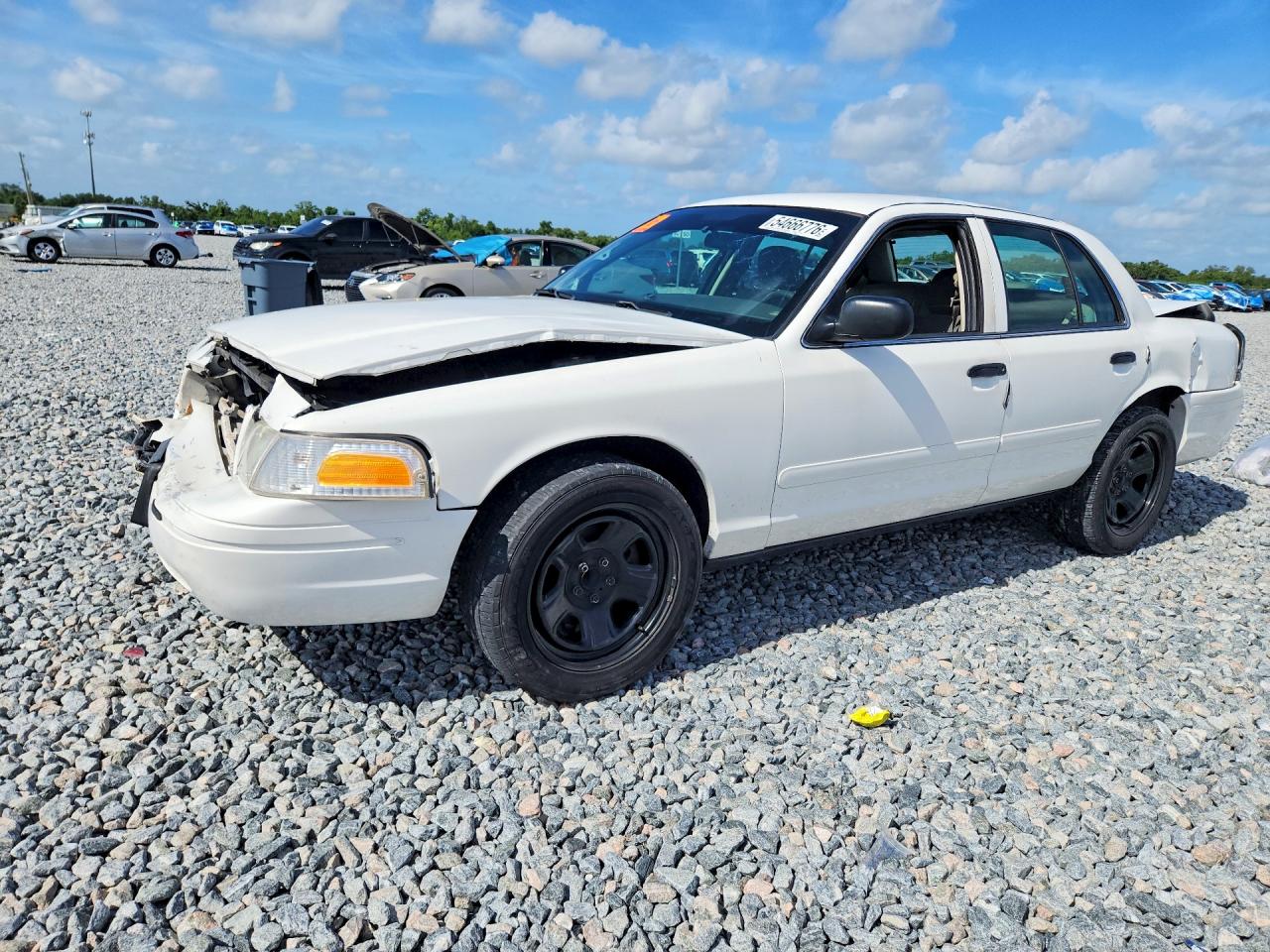 Salvage Ford Crown Vic Image