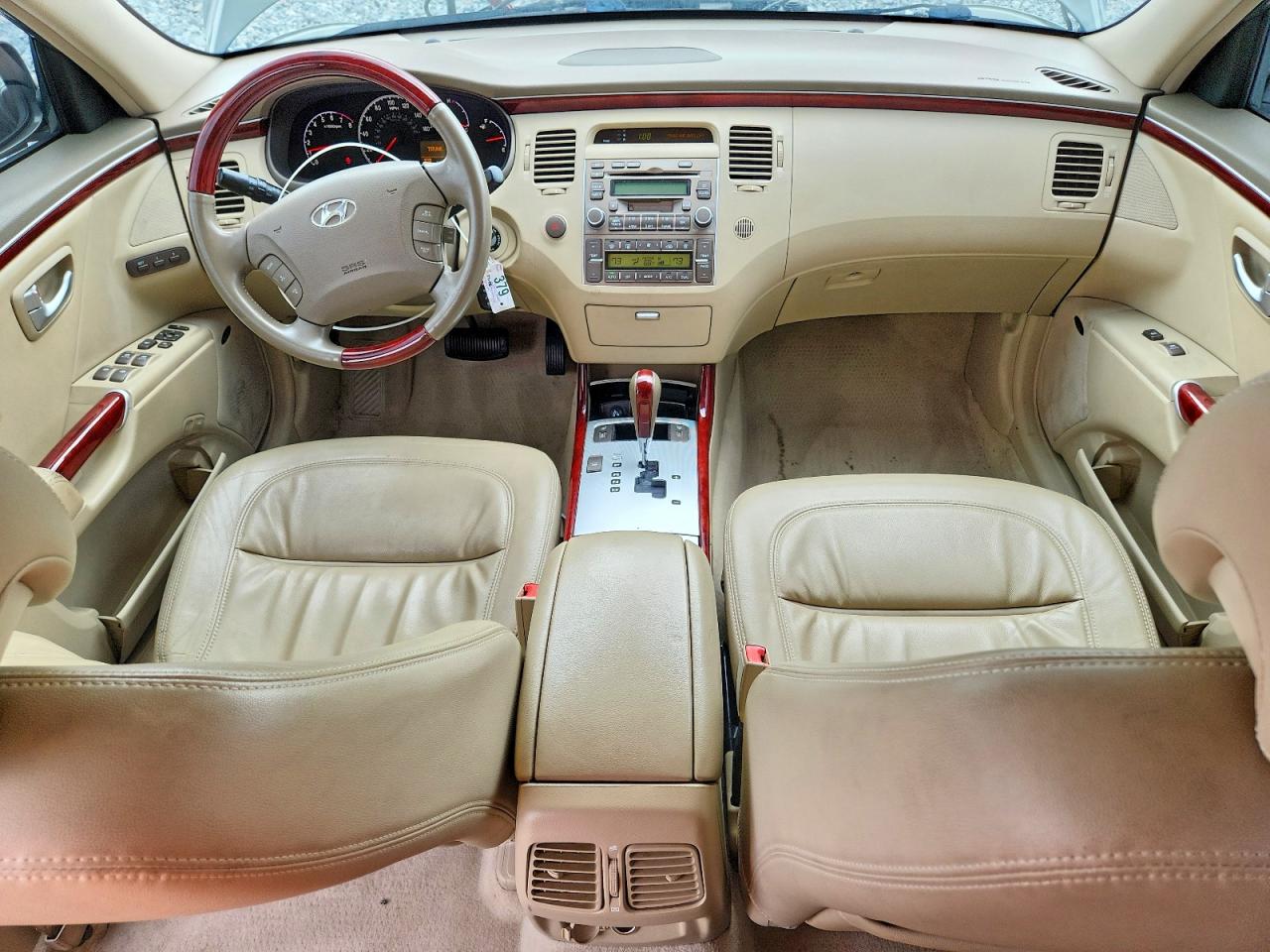 Hyundai Azera Se