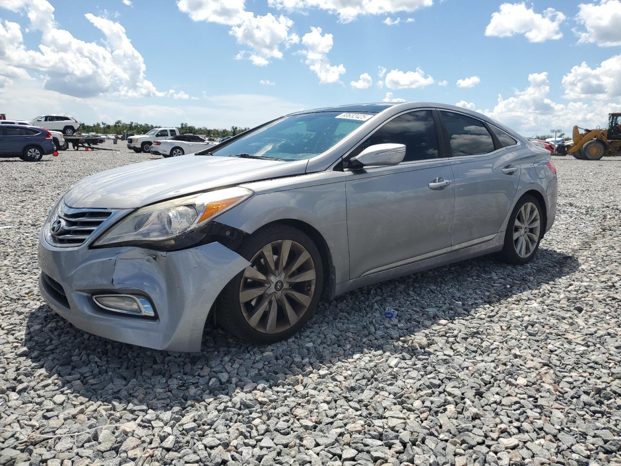 Salvage Hyundai Azera Image
