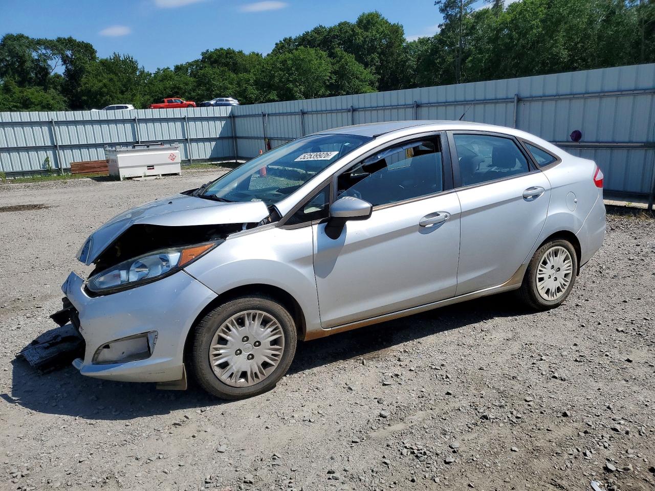 Salvage Ford Fiesta Image