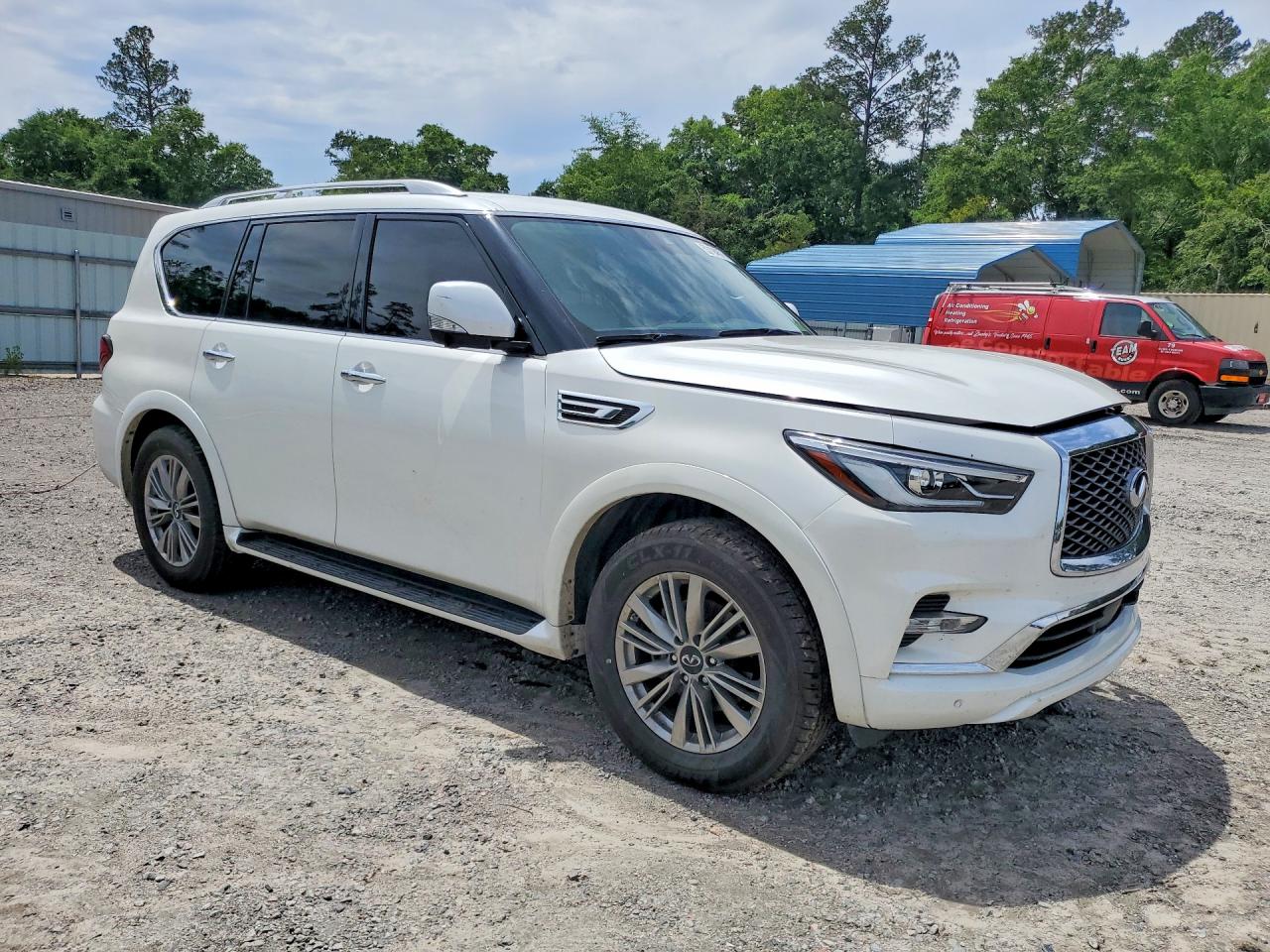 INFINITI Qx Luxe