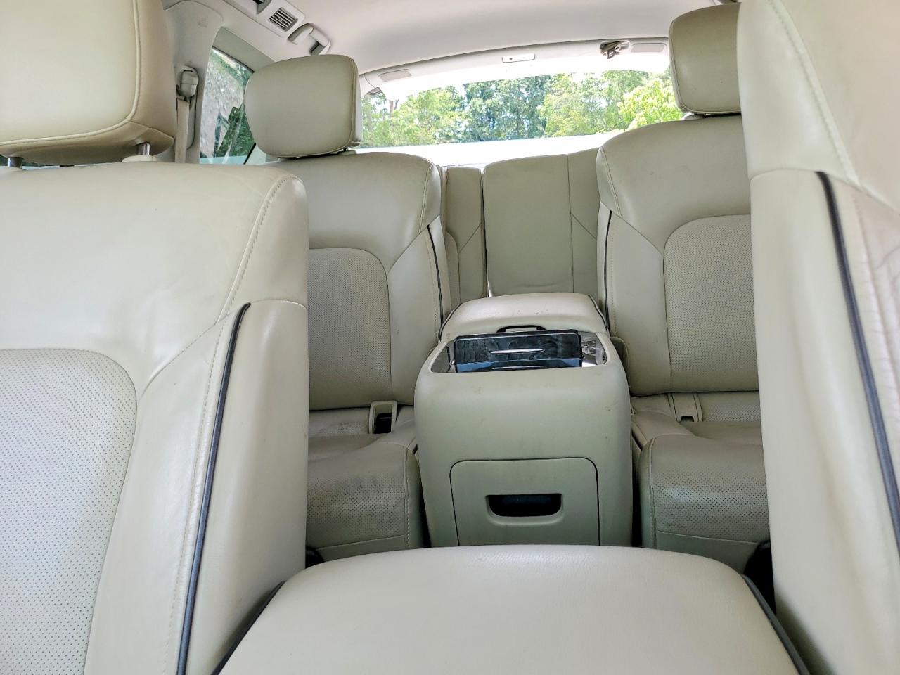 INFINITI Qx Luxe