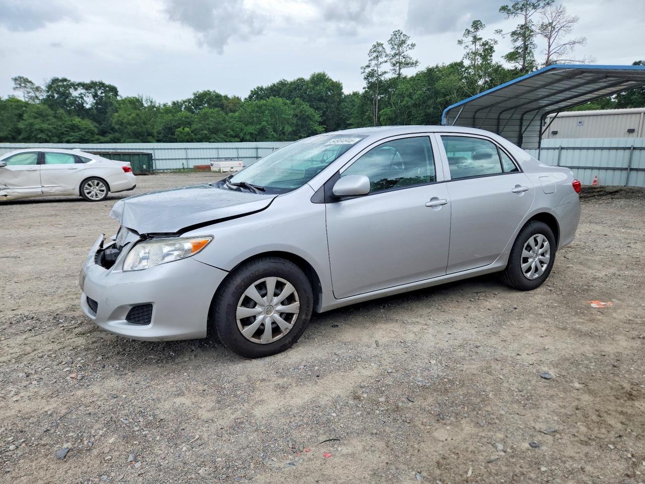 Salvage Toyota Corolla Image