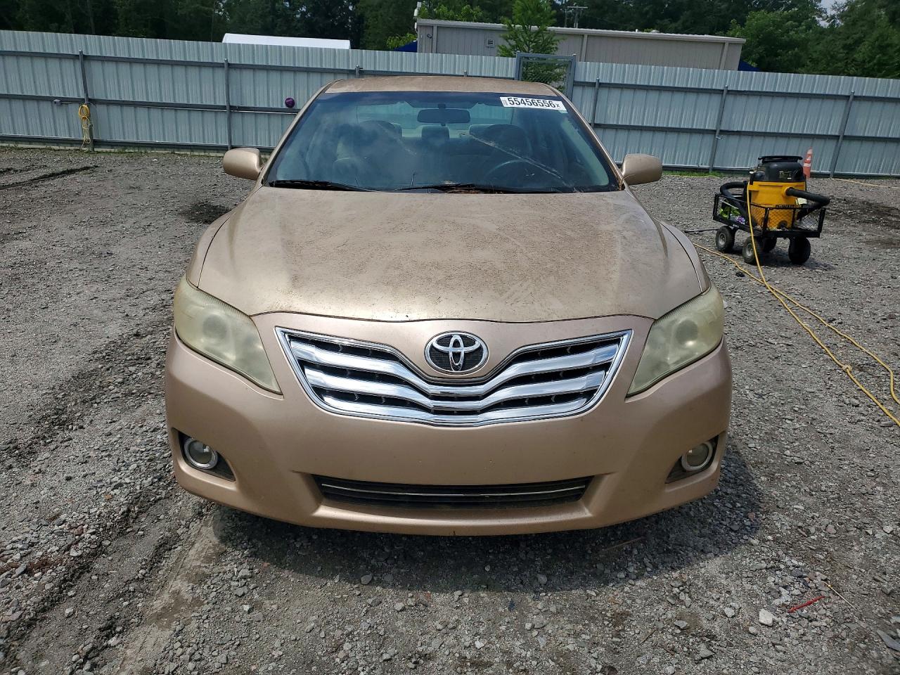 Toyota Camry Base