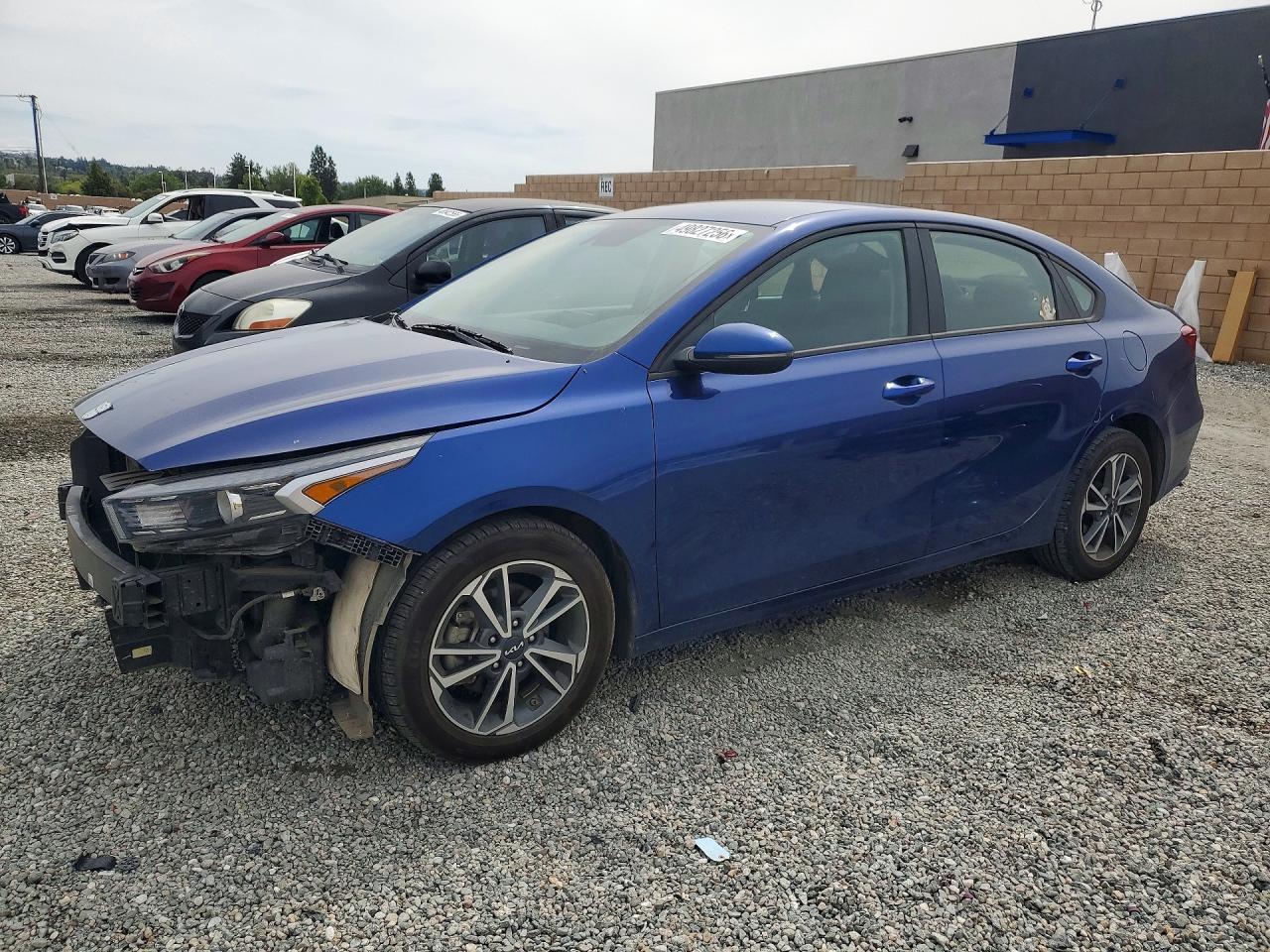 Salvage Kia Forte Image