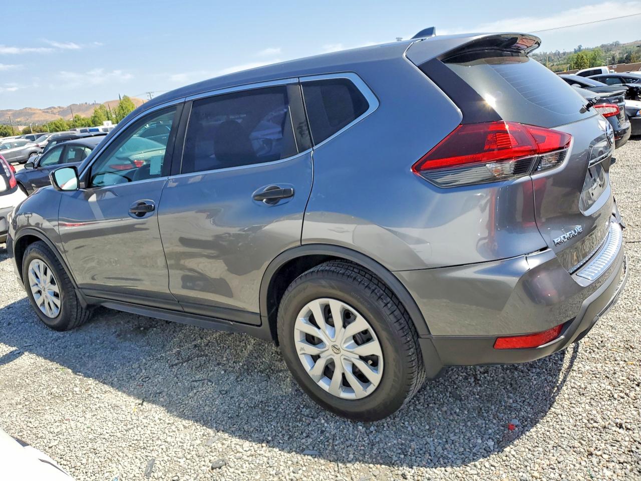 Nissan Rogue S