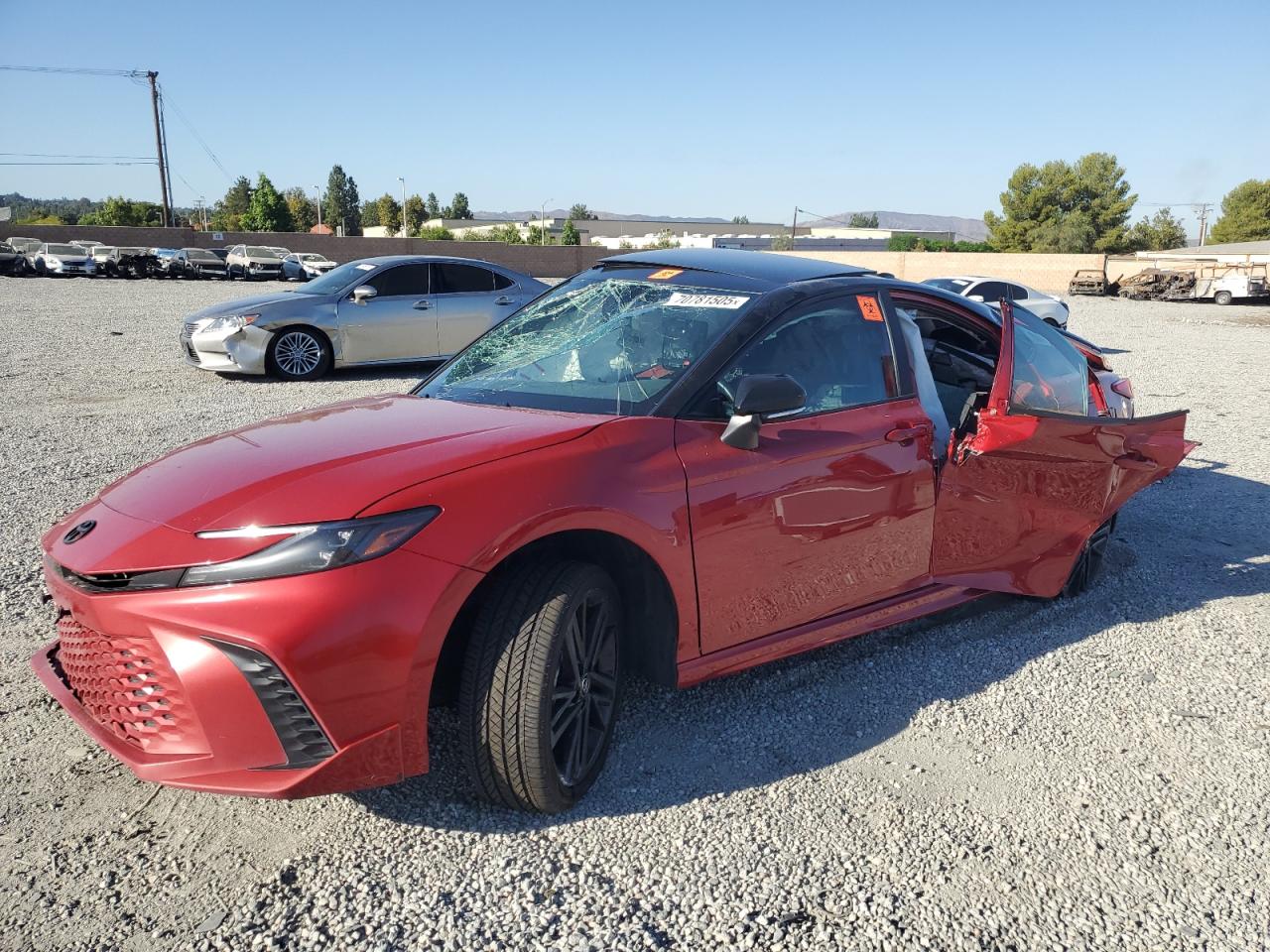 Salvage Toyota Camry Image