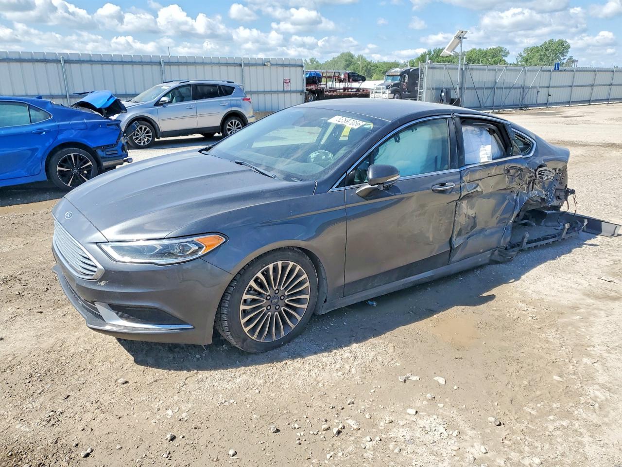 Salvage Ford Fusion Image
