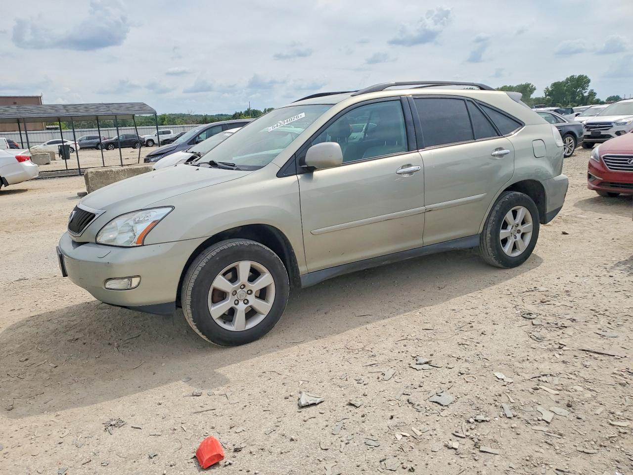 Salvage Lexus RX Image