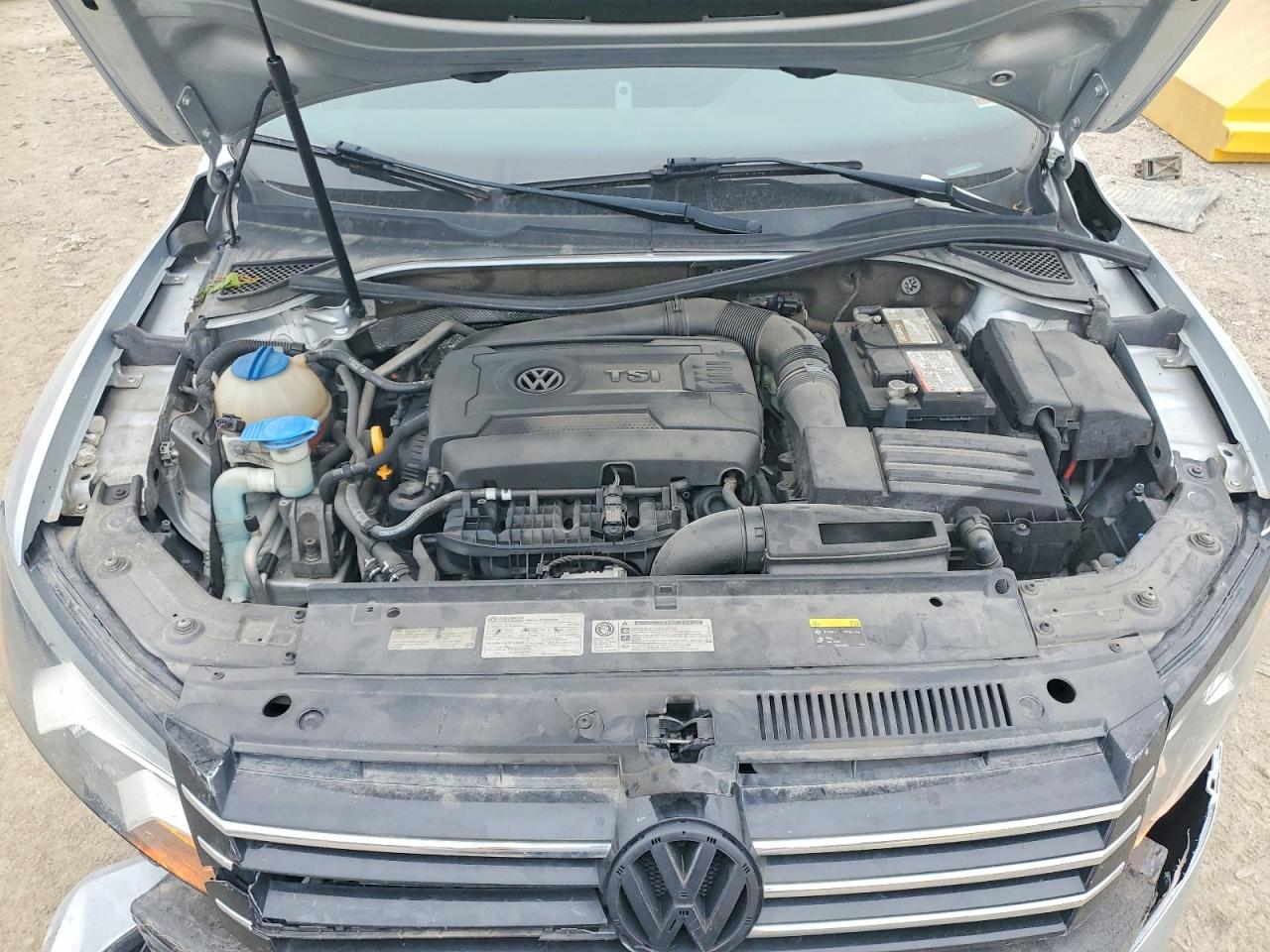 Volkswagen Passat S