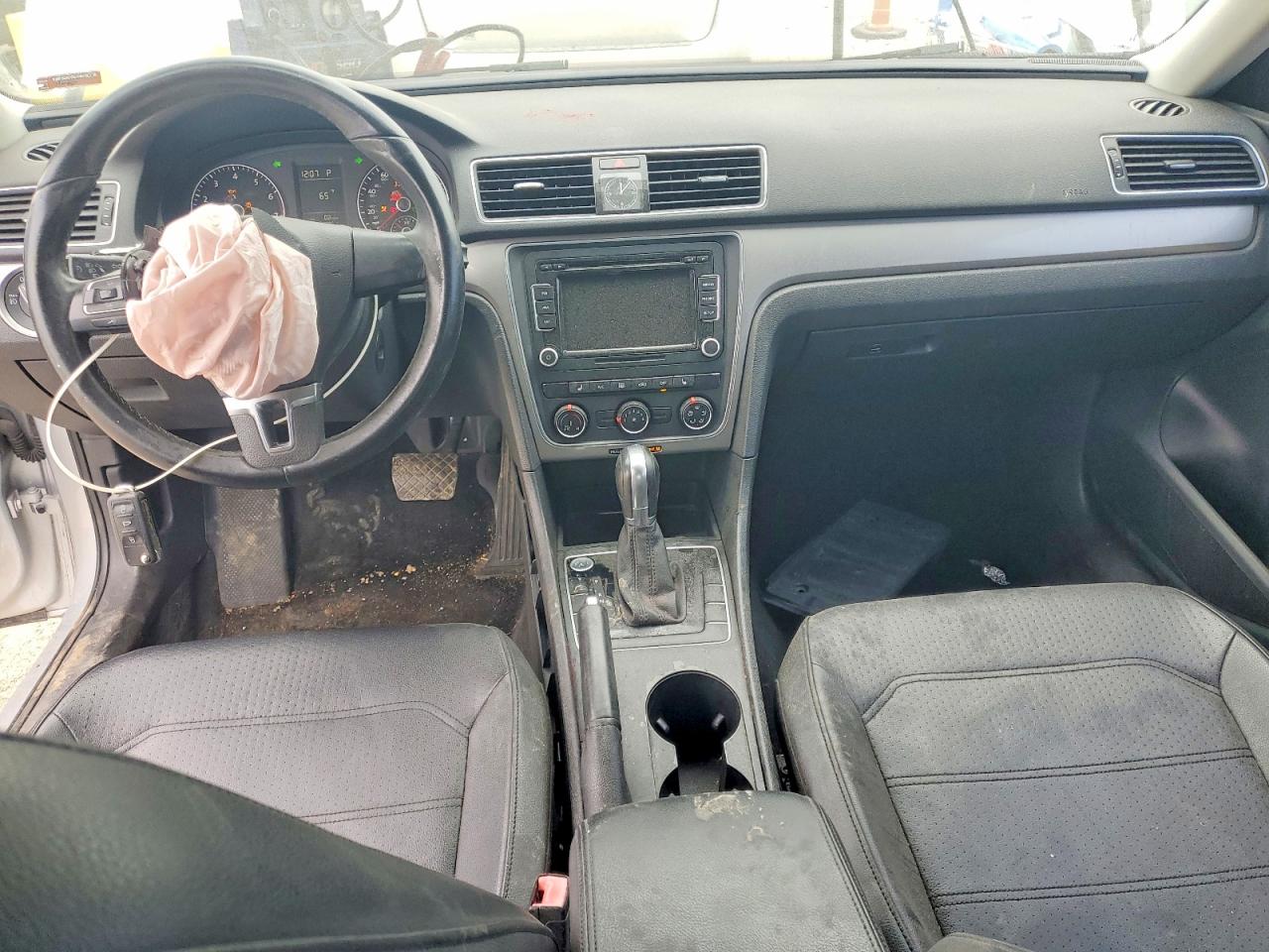 Volkswagen Passat S