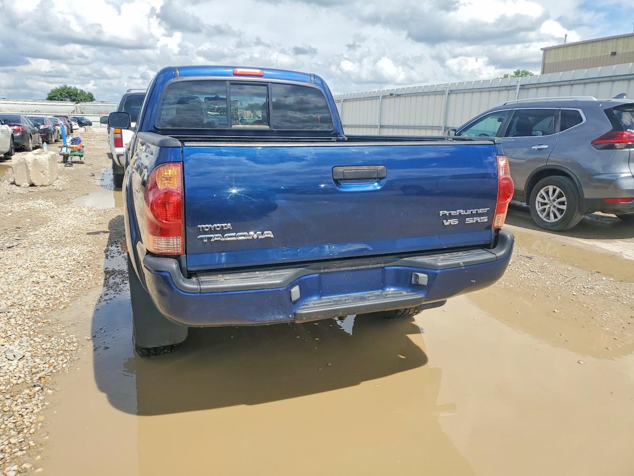 Toyota Tacoma Prerunner Access Cab