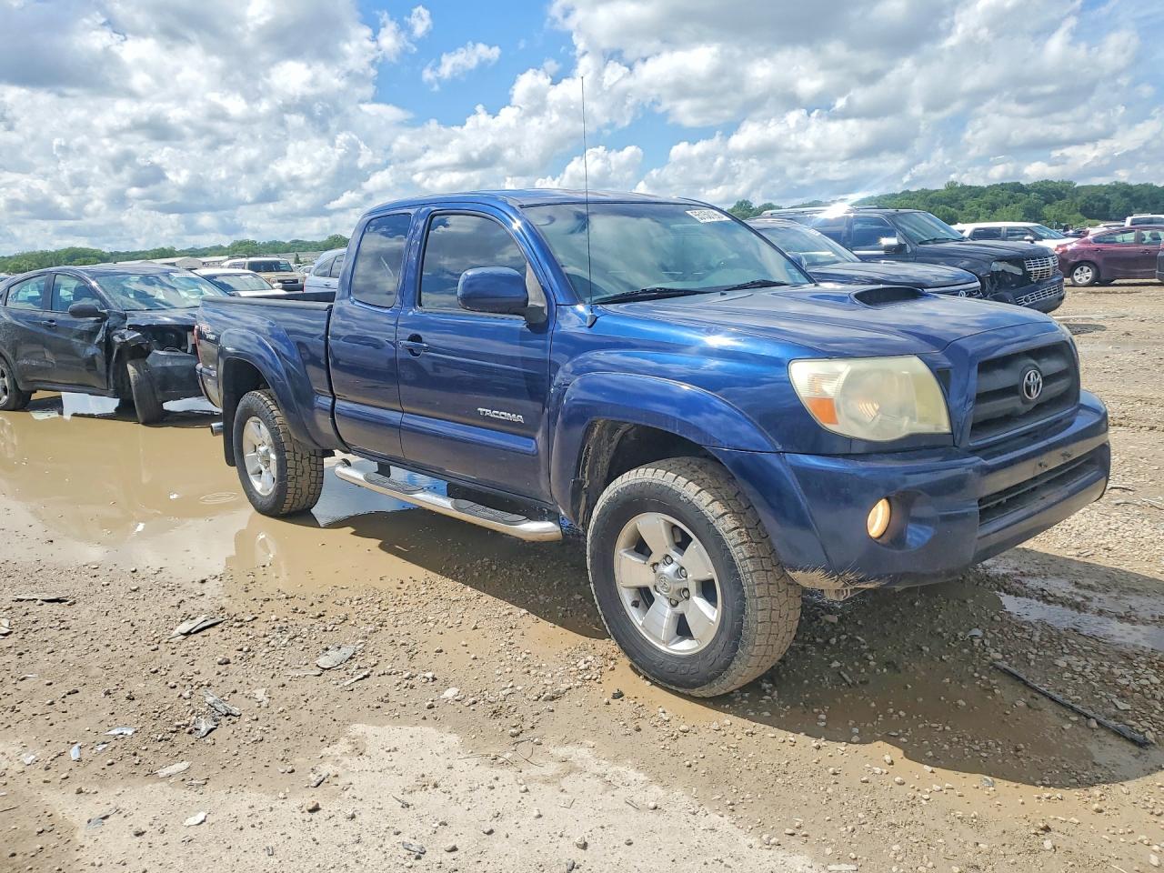 Toyota Tacoma Prerunner Access Cab