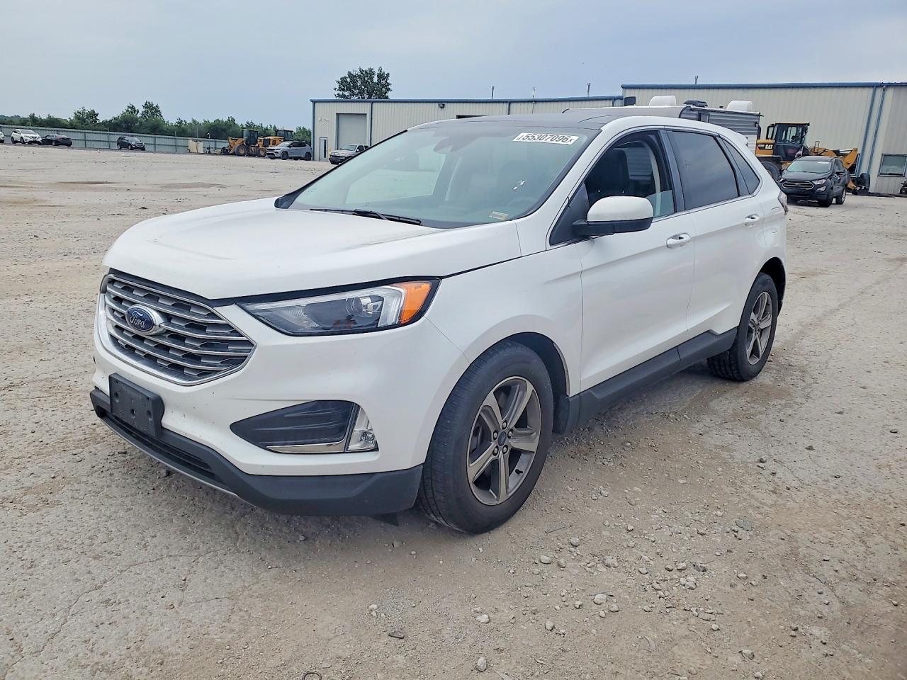 Salvage Ford Edge Image