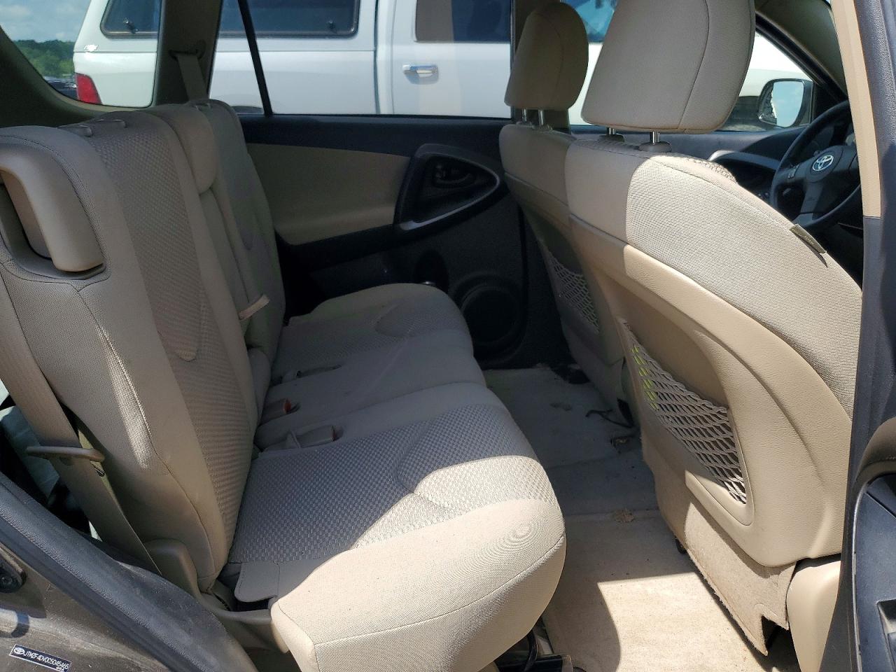 Toyota RAV4 Base
