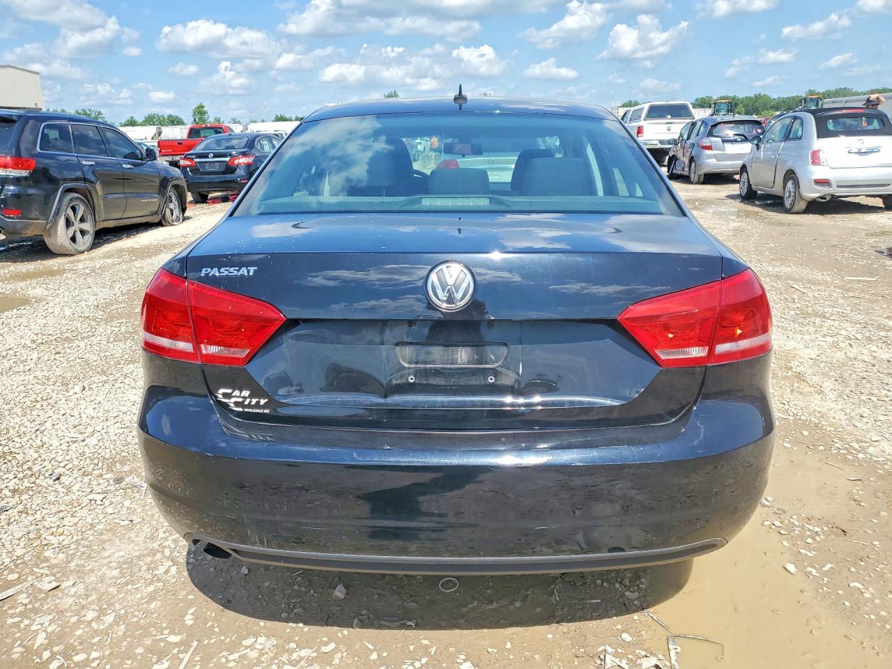 Volkswagen Passat S