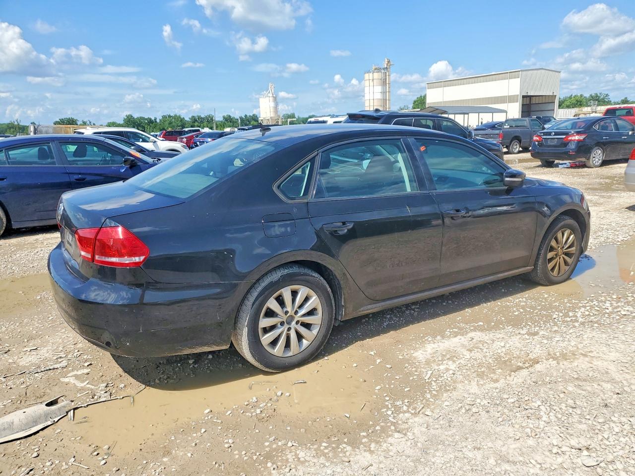 Volkswagen Passat S