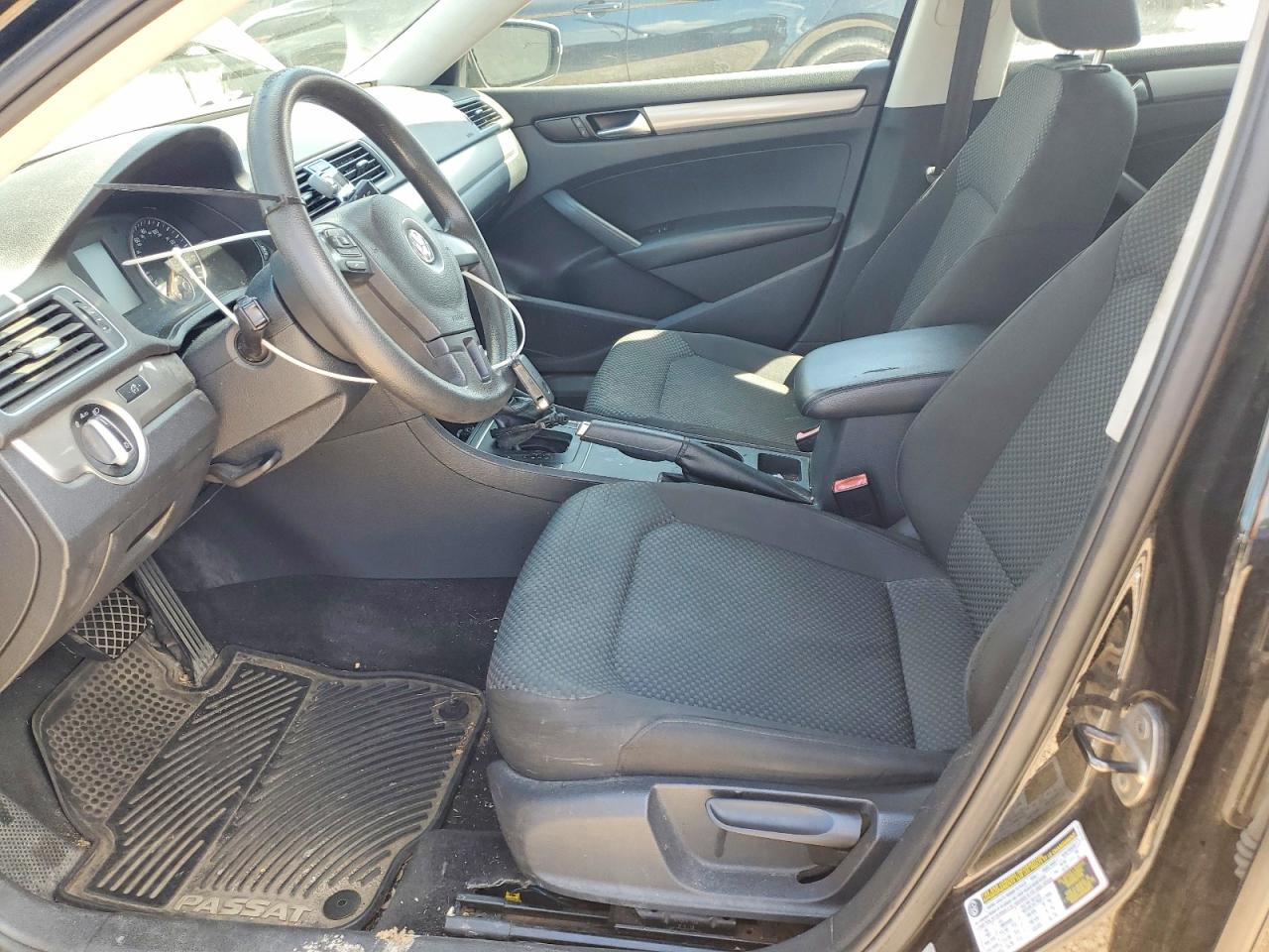 Volkswagen Passat S