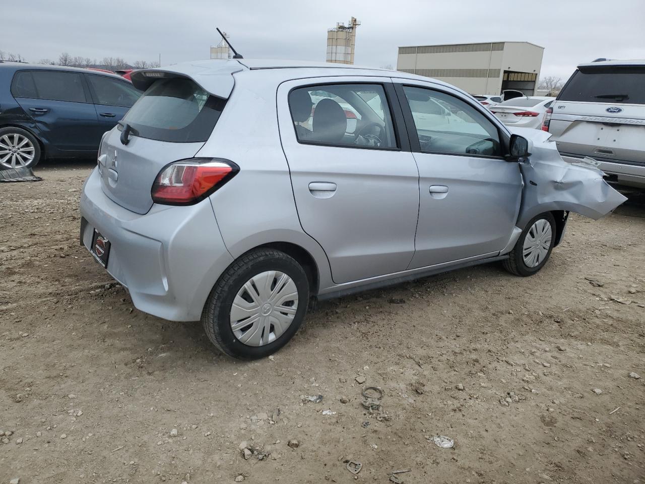 Mitsubishi Mirage Es