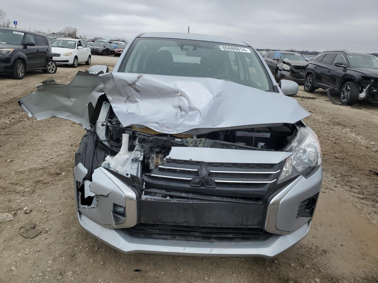 Mitsubishi Mirage Es