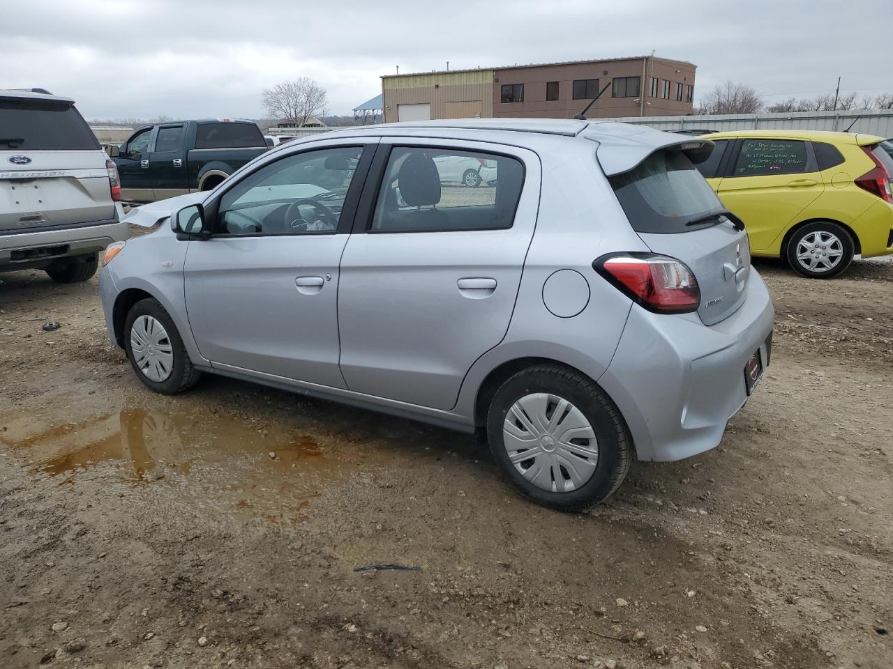 Mitsubishi Mirage Es