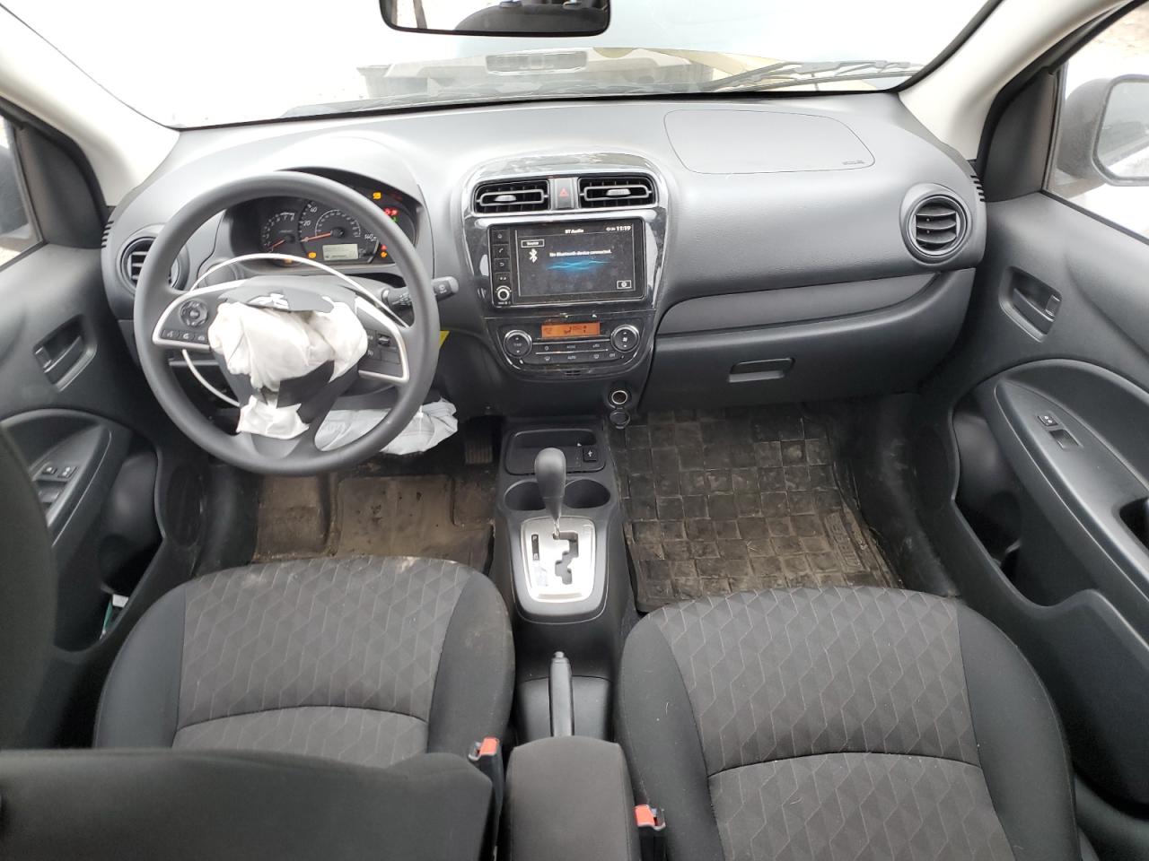 Mitsubishi Mirage Es