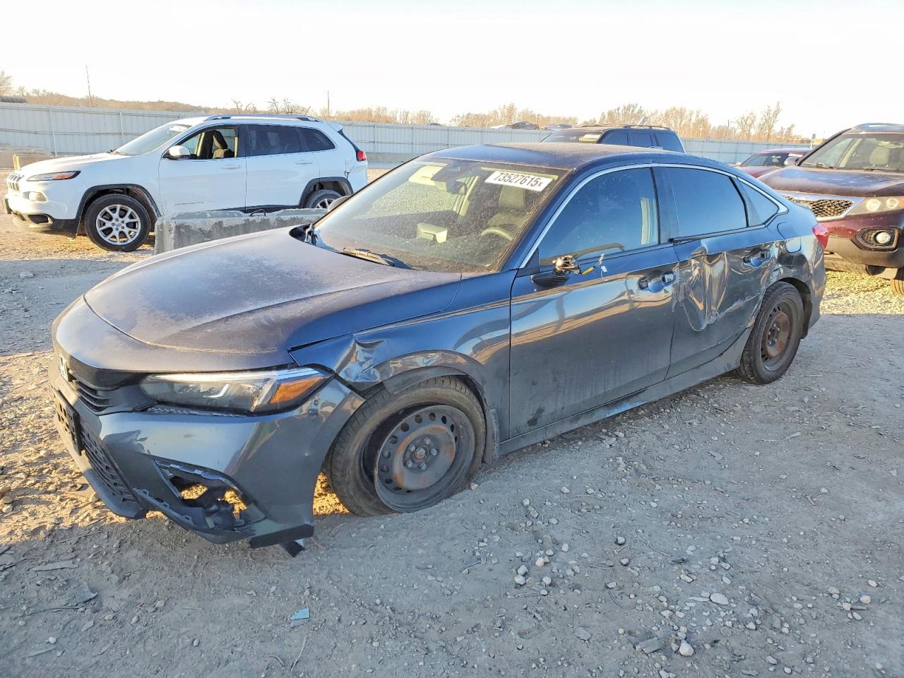 Salvage Honda Civic Image